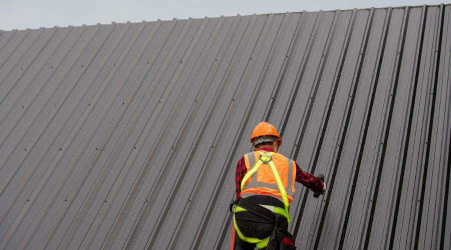 Expert Emergency Roof Repairs services in Wickett, TX